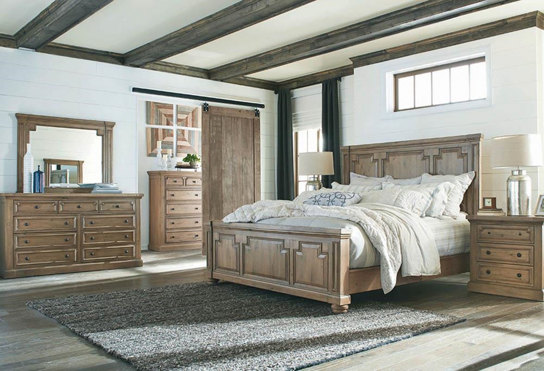 Florence Traditional Rustic Smoke Eastern King Bed - Click Image to Close